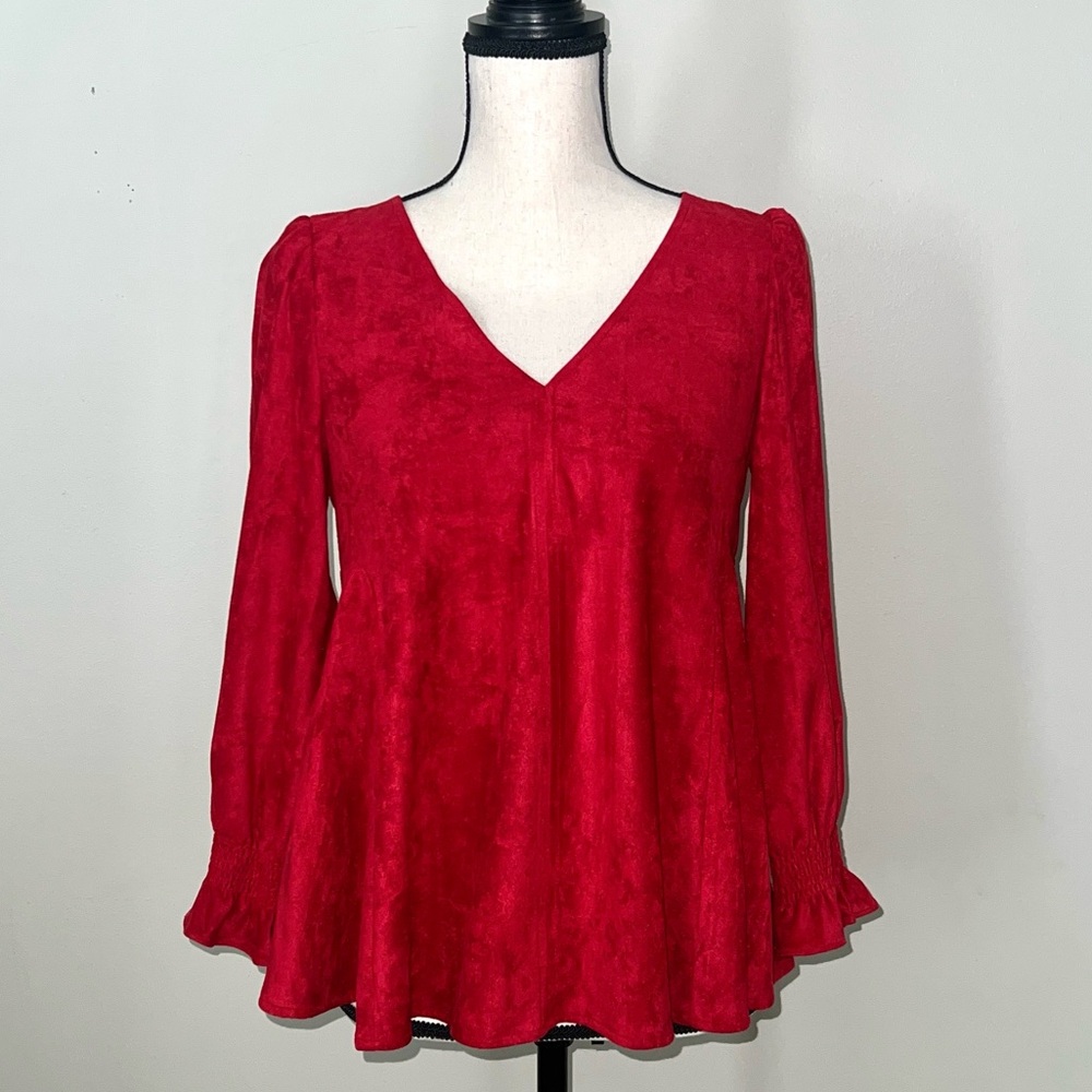 Tuckernuck Easton Blouse - Perfect for the Holiday Season!